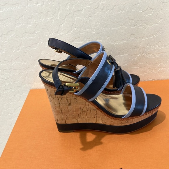 Coach Platform Sandals - Picture 2 of 5